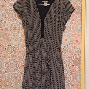H& M Elegant Navy Blue and White Patterned Dress
